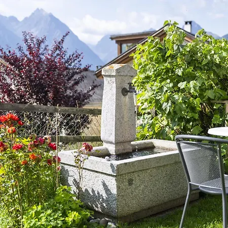 Appartement Chasa Ulrica *