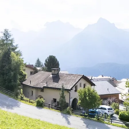 شقة Chasa Ulrica *